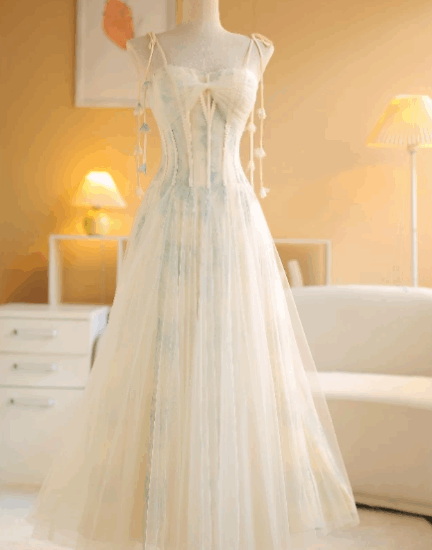 Đầm hai dây phủ lưới phom xòe Sò Vintage – mẫu EVELINA cho thuê tại Hà Nội