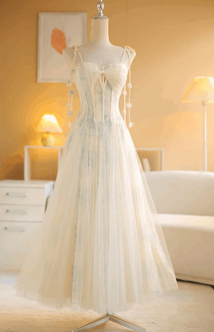 Đầm hai dây phủ lưới phom xòe Sò Vintage – mẫu EVELINA cho thuê tại Hà Nội