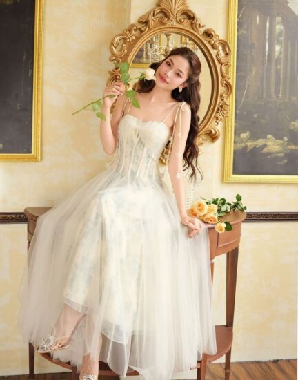 Đầm hai dây phủ lưới phom xòe Sò Vintage – mẫu EVELINA cho thuê tại Hà Nội