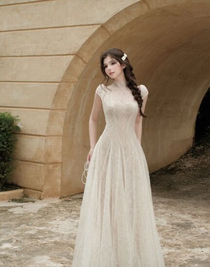 Đầm ren kim sa lót lưới nhiều lớp, phom xòe Sò Vintage – mẫu VELIA cho thuê tại Hà Nội