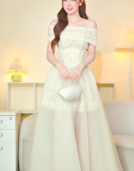 Set 3 món - đầm ren kèm chân váy rời, choàng vai dáng xòe, Sò Vintage – mẫu NATHALIA cho thuê tại Hà Nội